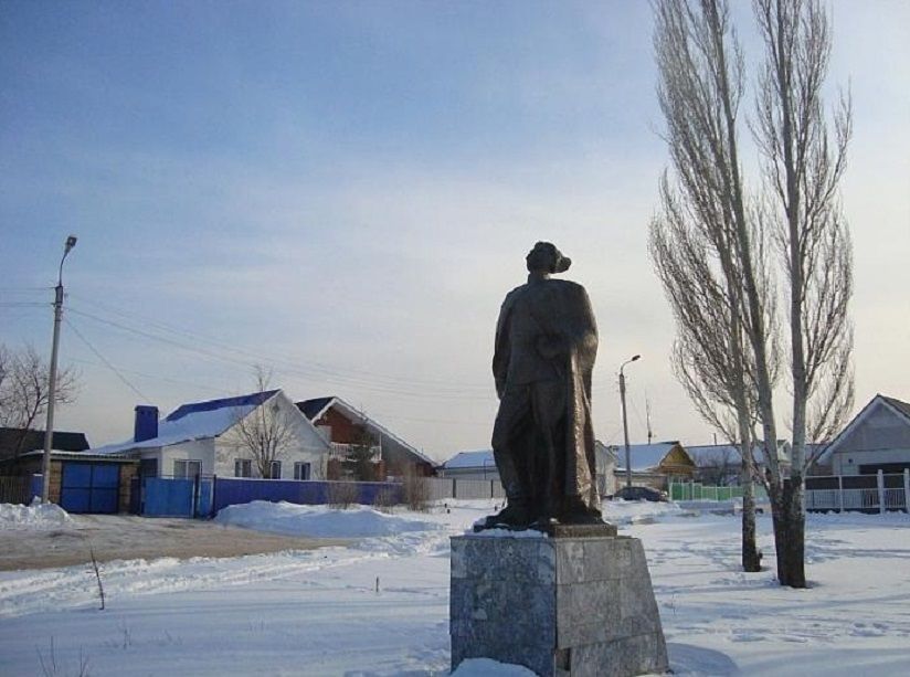 Памятник В.И. Чапаеву