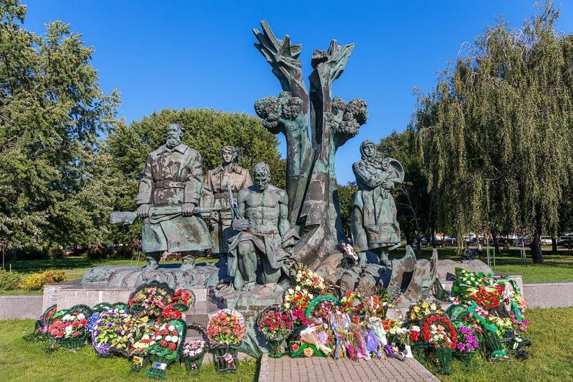 Памятник партизанам Полесья