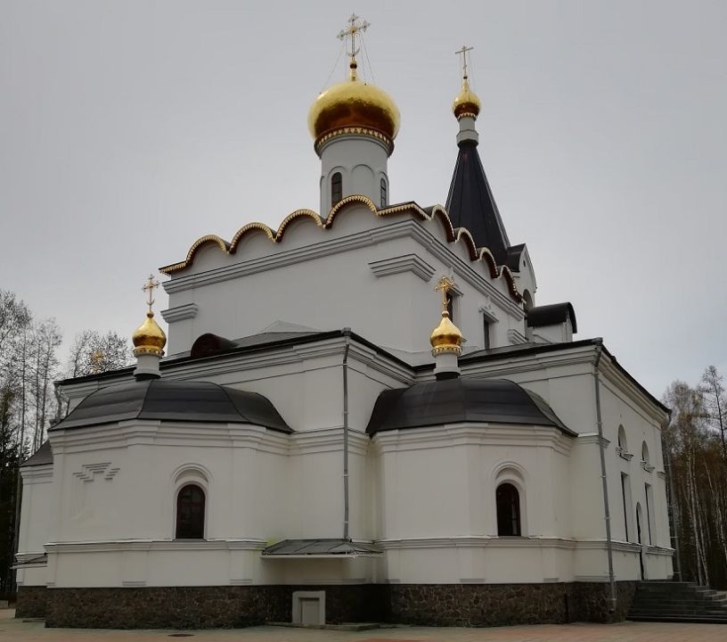 Церковь Всех Святых в Земле Российской Просиявших