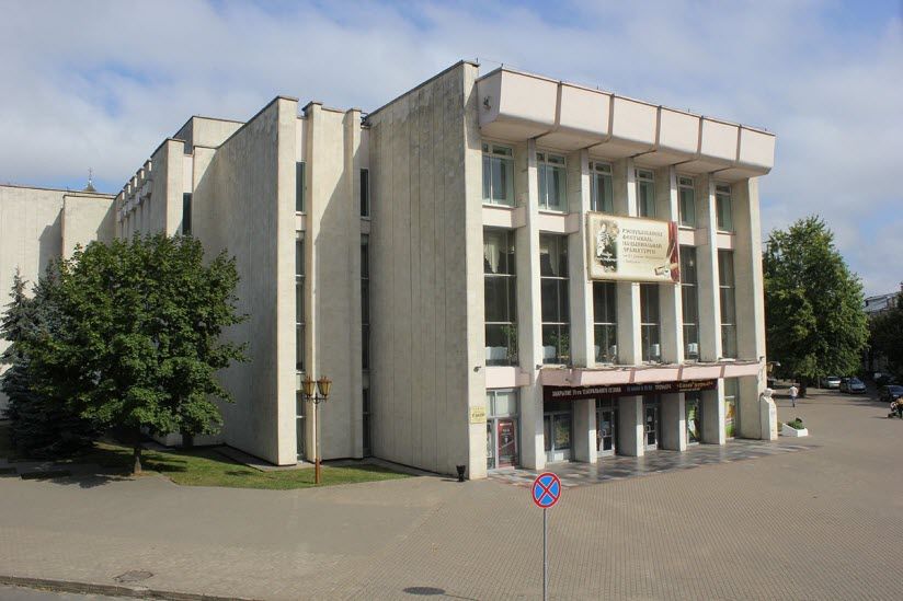 театр драмы и комедии