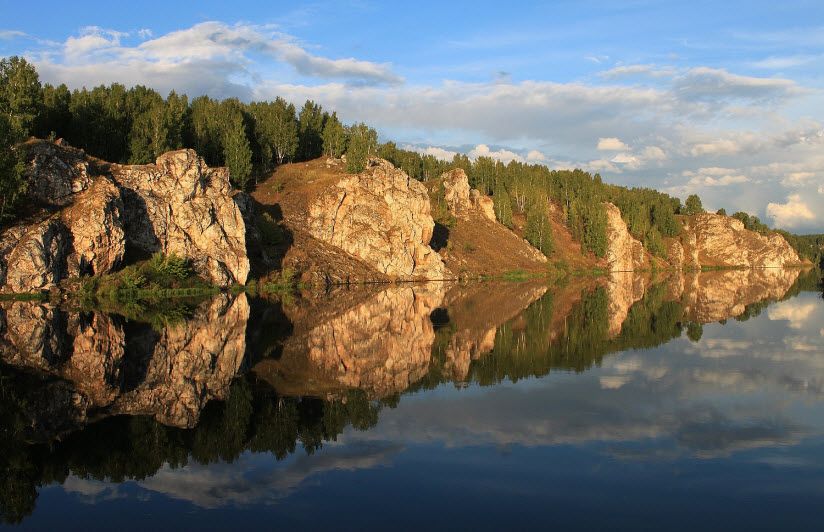 Скальная группа Семь братьев
