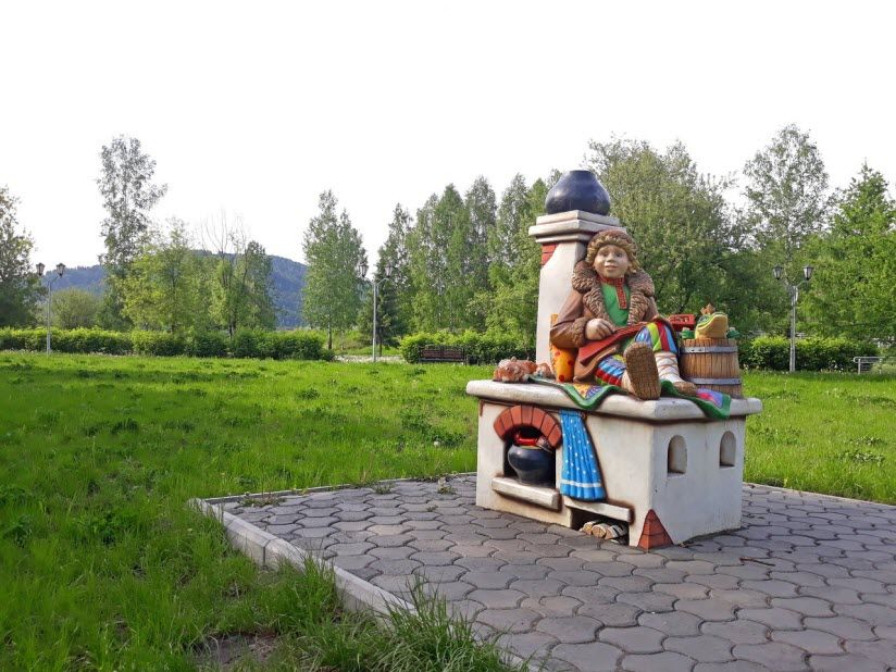 Аллея Сказок
