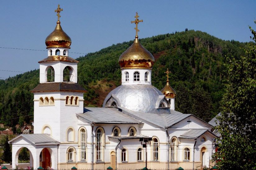 Храм Всех Святых