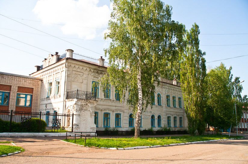 Вокзал без железной дороги