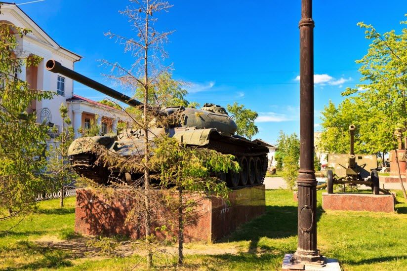 Экспозиция военной техники