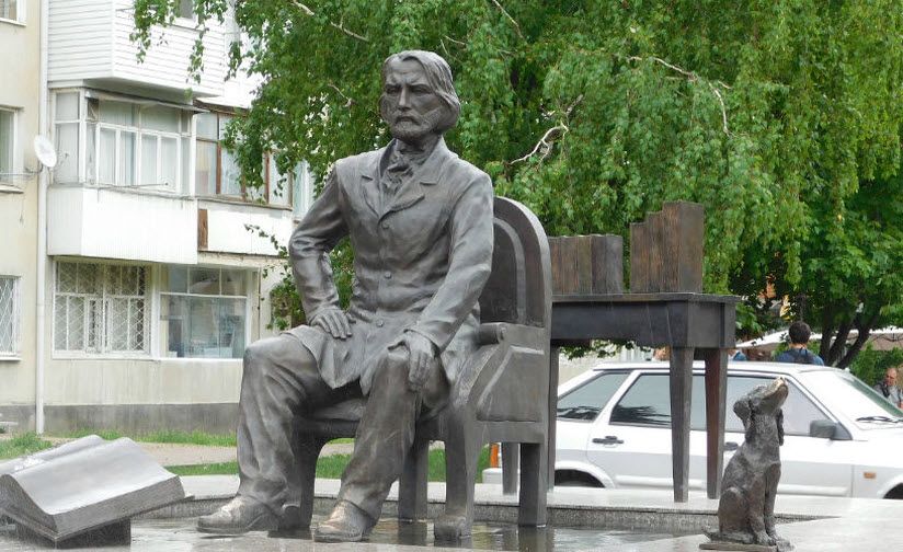 Памятник И. Тургеневу