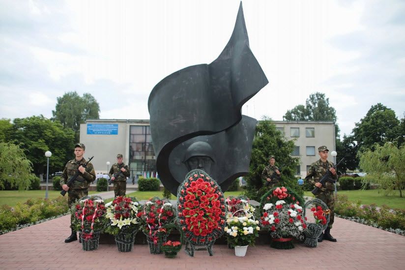Памятник освободителям Барановичей