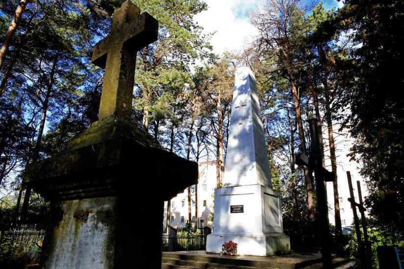 Памятник жертвам эпидемий 1920-1923 гг.
