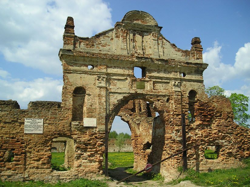Руины монастыря картезианцев (Береза)