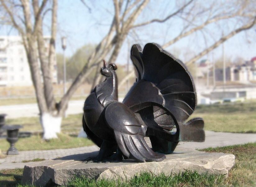 Скульптура «Глухарь»