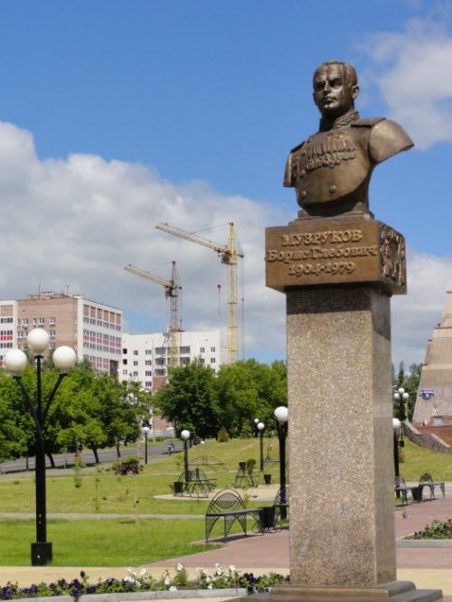 Памятник Б.Г. Музрукову