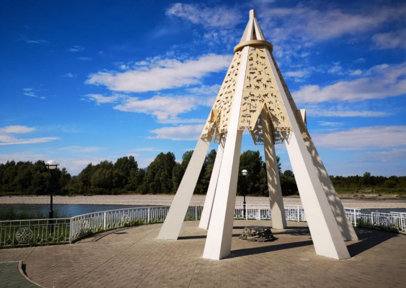 Архитектурный комплекс «Аил»