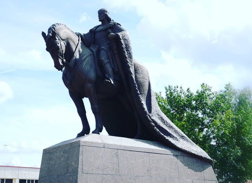 Памятник князю Гедимину