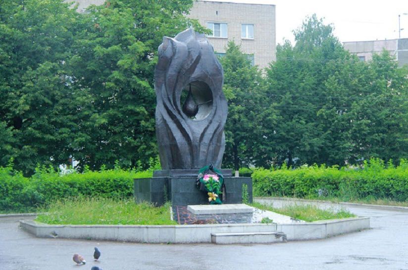 Монумент жертвам Чернобыльской АЭС