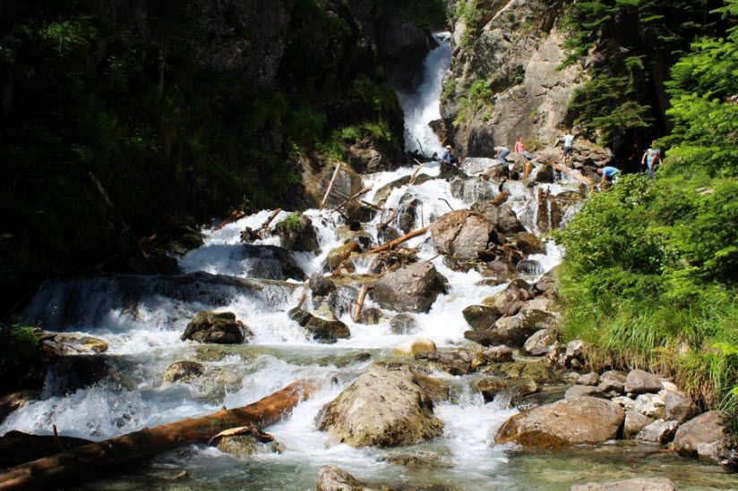 Водопад на реке Белой