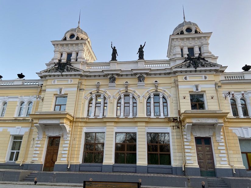 Здание центра эстетического воспитания