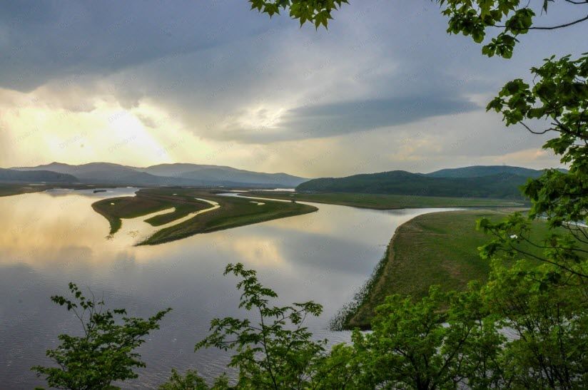 Комсомольский