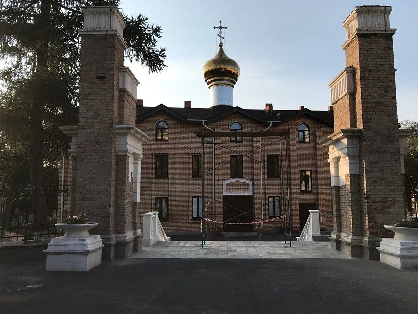 Храм Спиридона Тримифунтского Чудотворца
