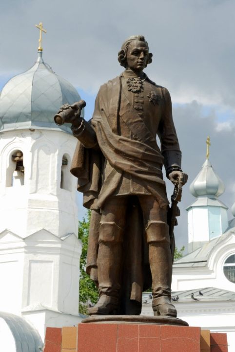 Памятник И.И. Неплюеву