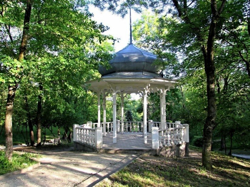 Беседка Случайные встречи
