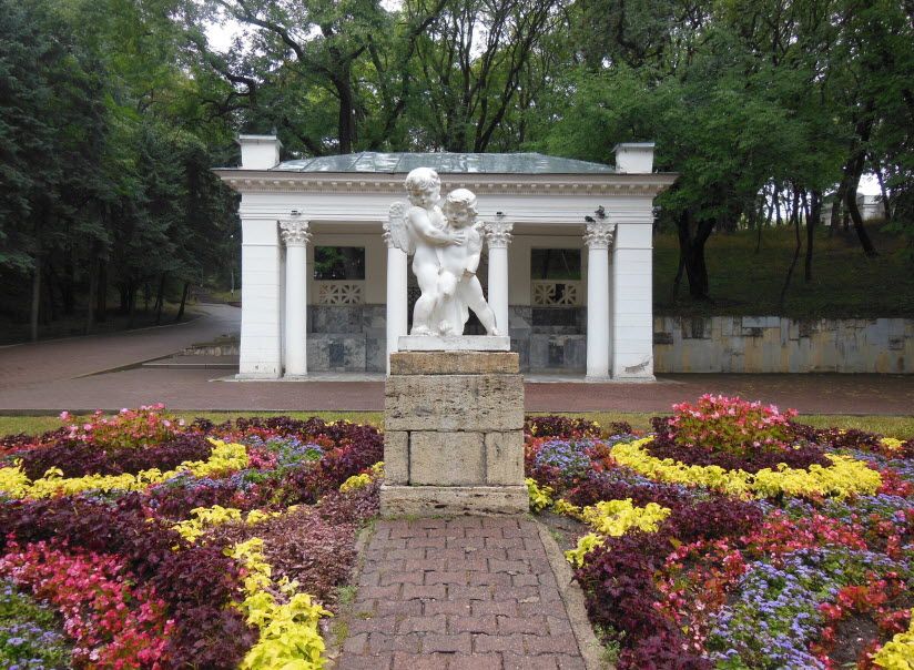 «Борющиеся купидоны»