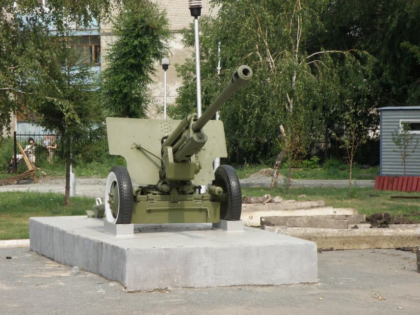 Памятник «Противотанковая пушка Зис-3»