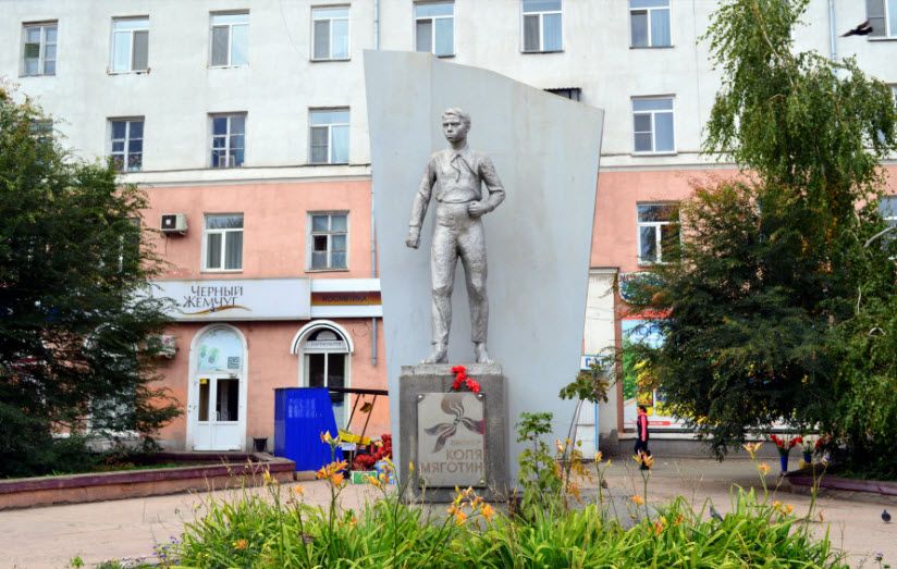 Скульптура «Коля Мяготин»