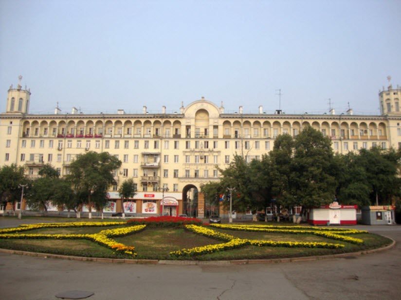 Дом на проспекте Металлургов
