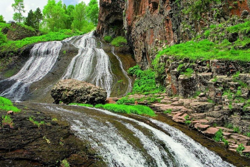 Джермукский водопад
