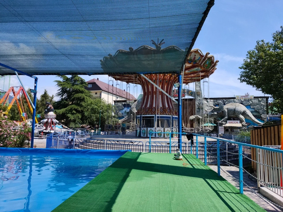 Лазаревский парк