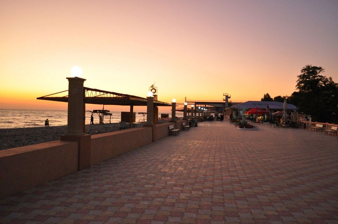 Набережная