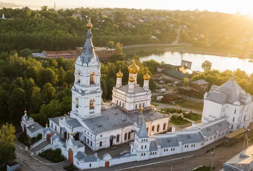 Свято-Троицкий монастырь