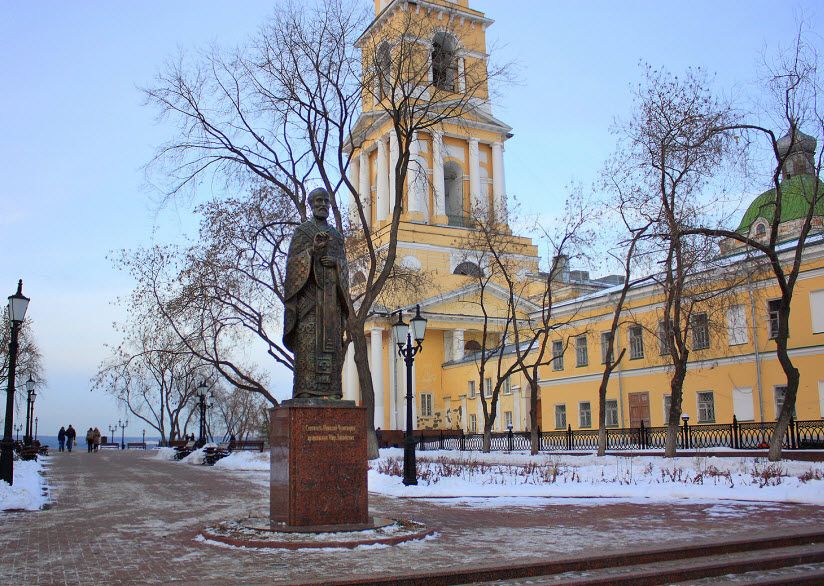 Памятник Николаю Чудотворцу