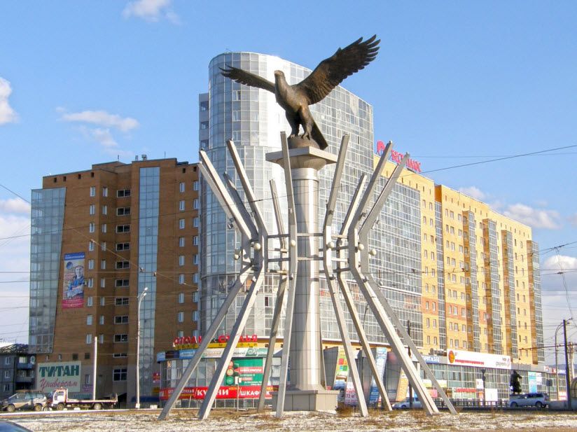 Скульптура Беркут