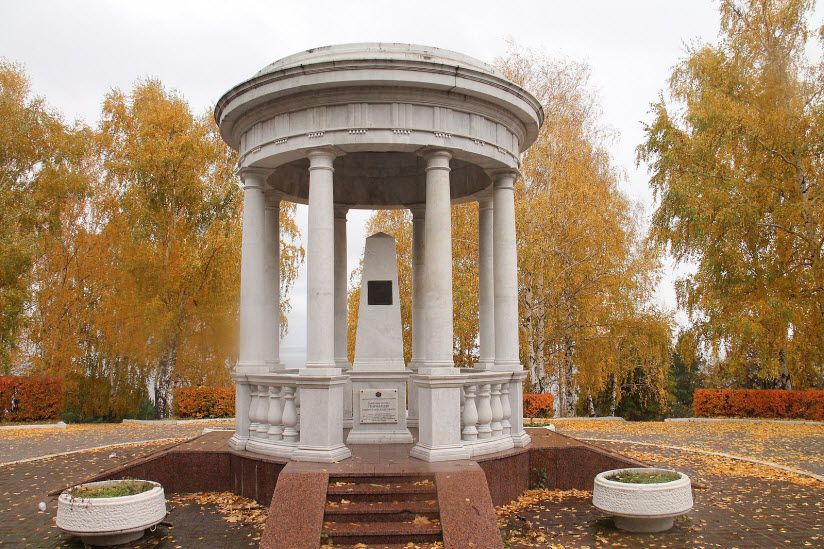 Беседка Гончарова в Винновской роще