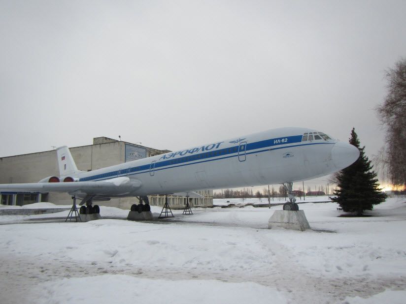 Арт-объект Самолёт Ил-62