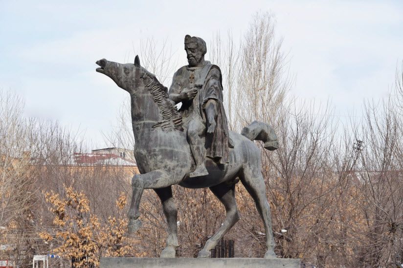 Памятник Ашоту III