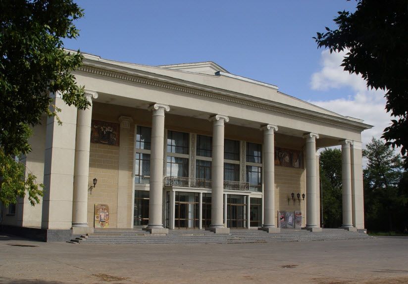 Здание филармонии