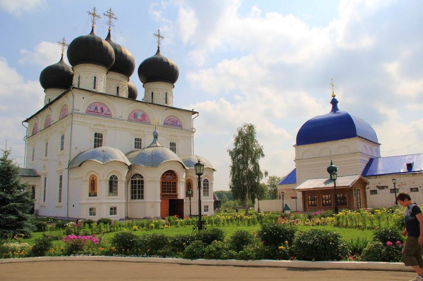 Успенский Трифонов монастырь