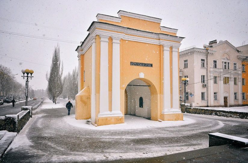 Тарские ворота