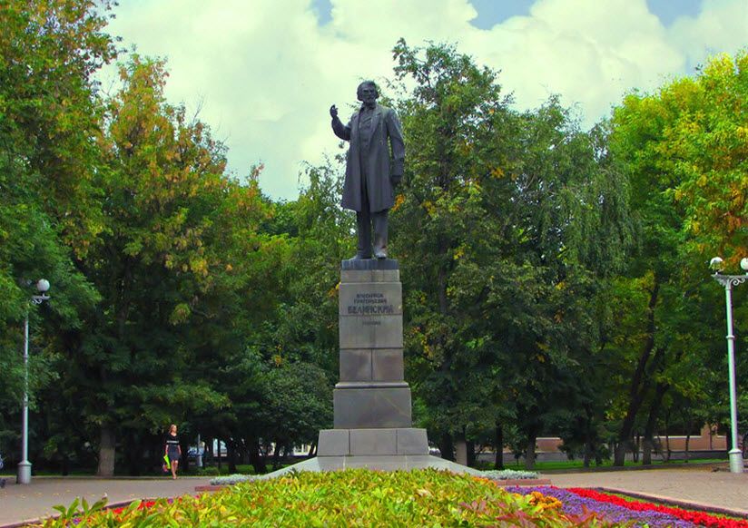 Памятник В.Г. Белинскому