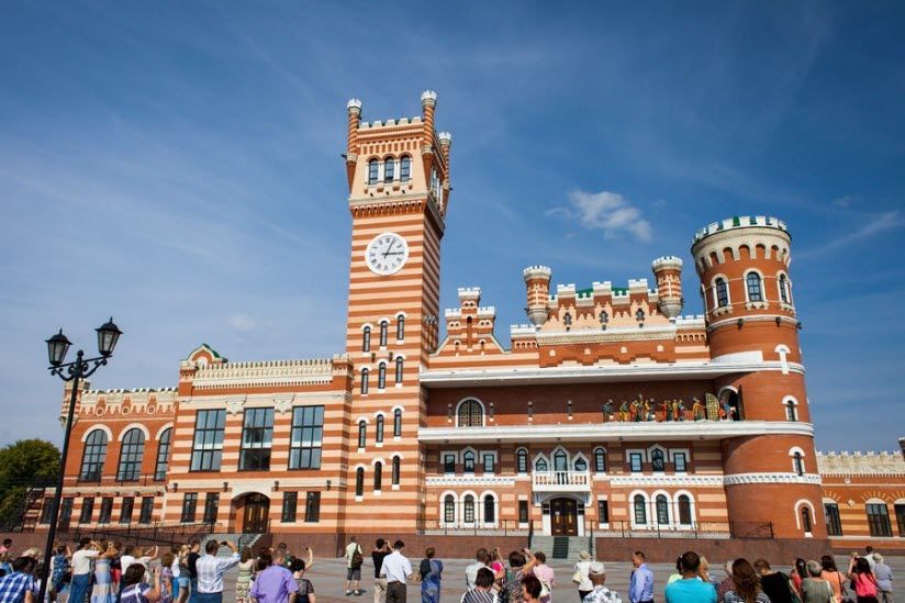 Часы «12 Апостолов»