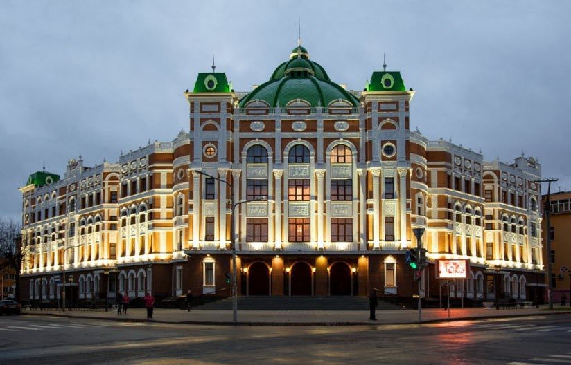 Театр оперы и балета имени Эрика Сапаева