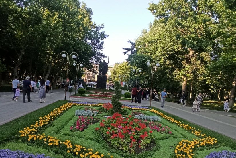 Парк им. Ленинского Комсомола