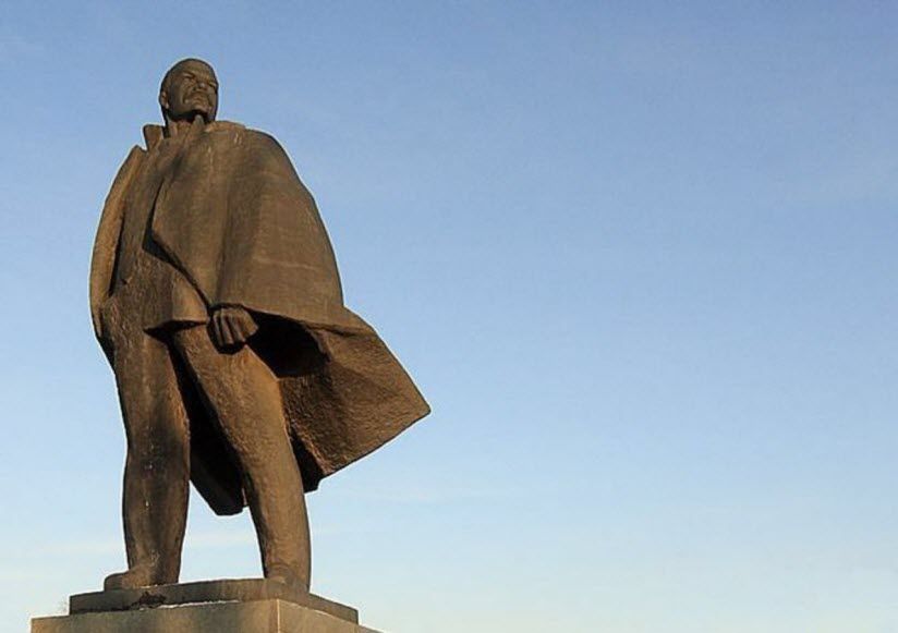 Памятник В.И. Ленину