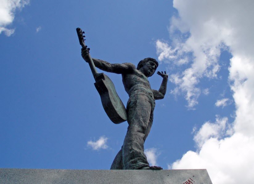 Памятник В.С. Высоцкому