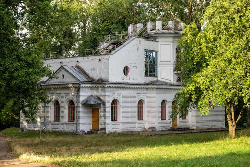 Белая дача