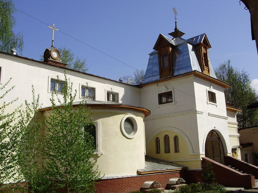 Католический храм Успения Девы Марии