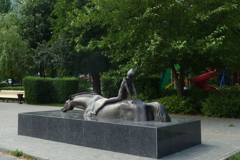 Композиция «Купание коня»