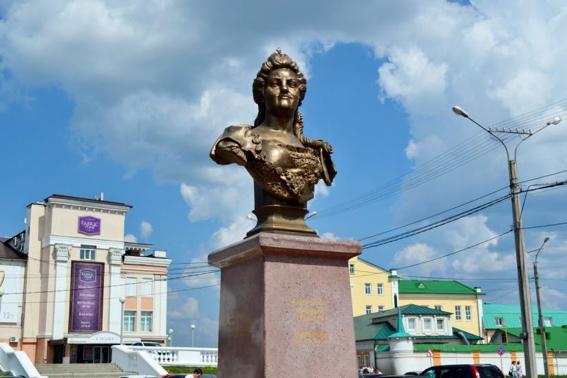 Памятник Екатерине II